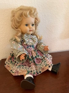 *RARE * VINTAGE 1960's Beautiful GERMAN Doll NUMBERED 40-of-42 * Well Cared For! - Picture 1 of 6