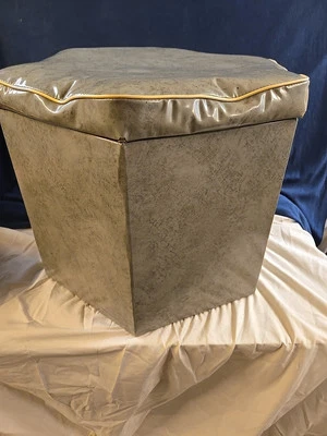 VTG MID CENTURY MODERN Gray VINYL  FOOTSTOOL OTTOMAN HASSOCK With Storage  - Image 1 of 4