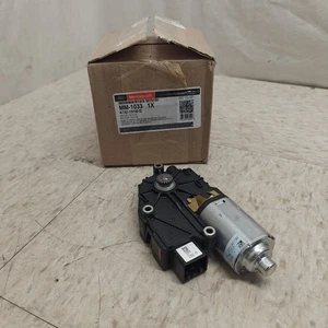 Genuine Sunroof Motor MM1033, AT4Z-15790-G Ford Edge, Lincoln MRX - Picture 1 of 4