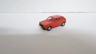 WIKING  volkswagen  golf  1   1/87 - Photo 1/2