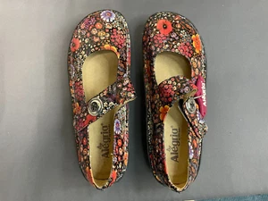 Alegria by PG Lite flowered pattern Leather upper and inner sz 41 Never Worn - Picture 1 of 5