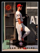 1995 Stadium Club #74 Juan Gonzalez Virtual Reality near mint