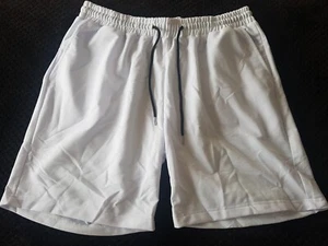 Mens White Shorts With 2 Side Pockets Drawstring Waist XL New - Picture 1 of 6
