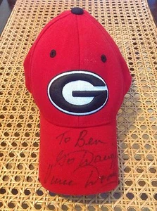 Vince Dooley Autogramm Go Dawgs! Georgia Mütze - Bild 1 von 7