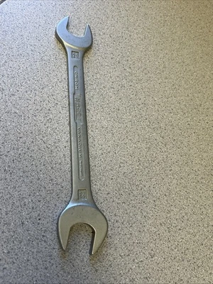 HAZET 450 straight line Stamped 21mm & 23mm Double Open Wrench PORSCHE Tool Kit - Image 1 of 4