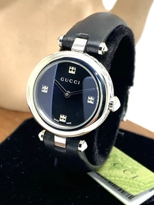 GUCCI Damenuhr YA141506 Swiss Quarz Silber Schwarz Zifferblatt Lederband 27mm - Bild 1 von 13