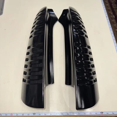 CHEVY GMC SUBURBAN TAHOE YUKON LEFT RIGHT REAR D PILLAR TRIM MOLDING PANEL 00-06 - Image 1 of 4