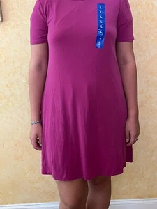 Kenneth Cole NY Dress Stretch Knee-Length Short Sleeve Side Pockets M Berry - Picture 1 of 6