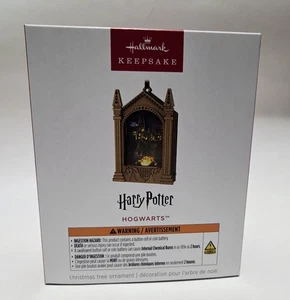 Hallmark Keepsake Ornament 2025 Magic Papercraft Hogwarts Light And Sound - Picture 1 of 5