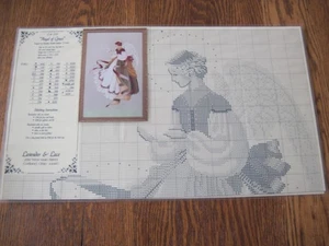 Vintage lavanda y encaje ángel de gracia punto de cruz patrón laminado grande - Imagen 1 de 9