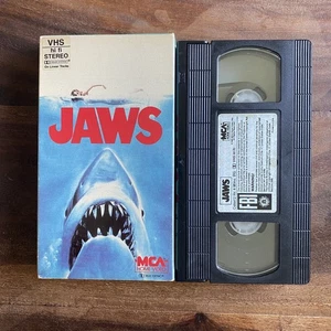 Jaws VHS Tape MCA Cult Classic Horror Steven Spielberg Movie Vintage - Picture 1 of 4