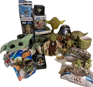 Star Wars Yoda Coleccionables Lote De 24 Retirados Y RAROS De Colección Y Contemporáneos LEER - Imagen 1 de 11