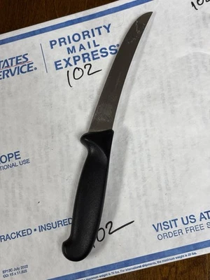 Cuchillo de filete de acero inoxidable Victorinox R.H. Researchner Co 811-6 de colección Foto 1 de 4