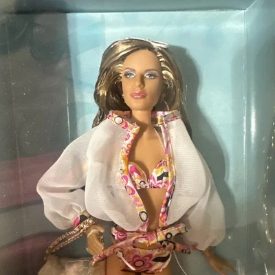 Barbie modelo del momento 2005 Marisa Beach Baby G8080 coleccionista etiqueta dorada Foto 1 de 4
