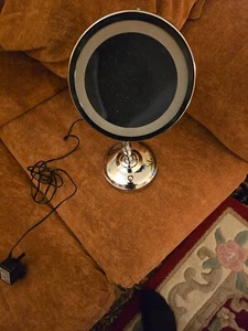 make up mirror with light - Picture 1 of 3