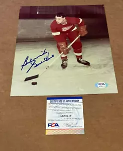 GORDIE HOWE SIGNED 8X10 DETROIT RED WINGS PHOTO PSA/DNA CERTIFIED - Picture 1 of 1