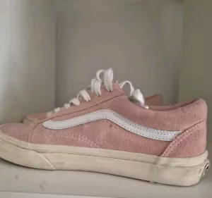 VANS Old Skool Pink Suede Canvas Lace Up Low Top Skate Shoes Sz 7.5 38 Women’s - Picture 1 of 8