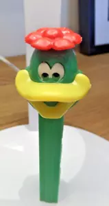 PEZ Vintage Rare Duck Green Head With Red Flower No Feet - Picture 1 of 6
