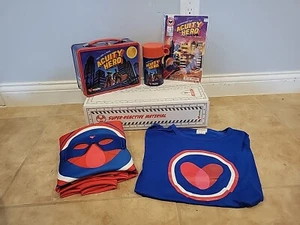 Kit de superhéroe Acuity Insurance (You Are A Real Acuity Hero) con disfraz - Imagen 1 de 9