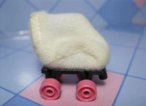 1 Vintage mlp My Little Pony GREAT Roller SKATE replacement SHOE-white & pink - Picture 1 of 1