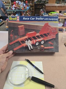 Revell Race Car Trailer with Equipment 1:24 Scale Model Kit, FACTORY SEALED - Picture 1 of 8