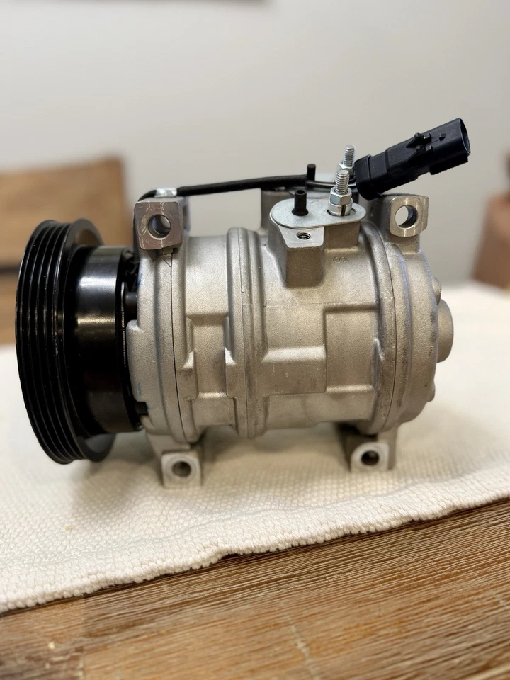 A/C Compressor For 2003-2005 Dodge Neon SX 2.0 2001-2010 Chrysler PT Cruiser - Image 1 of 4