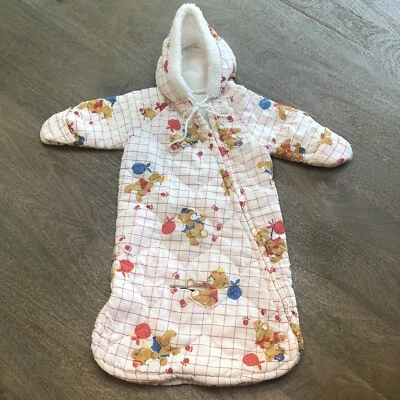 Dundee Mills Hooded Baby Bunting VTG Hobo Teddy Bear Front Zip 3/6 Month 1986 - Image 1 of 4