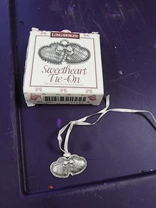 Neu im Karton Longberger Herzausschnitt zum Binden. - Bild 1 von 2