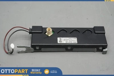 Receptor amplificador antena radio Jaguar XJ 2010-2015 trasero izquierdo OEM AW93-18C847 Foto 1 de 4