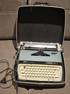 Vintage SCM Smith-Corona Electra 110 elektrische Schreibmaschine Koffer getestet & funktionsfähig - Bild 1 von 5