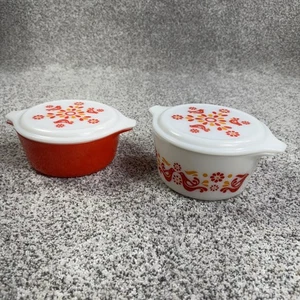 Vintage Pyrex Friendship Casserole Set 1 QT 1.5 QT Birds Lids USA 1970s Baking - Picture 1 of 15