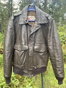Vintage SEARS The Leather Shop FLIEGERJACKE braun 40 HOCH Moto COP Bomber G-1 - Bild 1 von 23