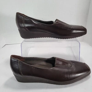 Munro American Womens 9.5 Brown Slip On Leather Wedge Shoes Dress Loafer Mature - Picture 1 of 11