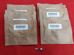 CLIP ELECTRICA FSCM 13102 MFR P/N HS1. NSN 5999-00-677-9839 "10 items per lot" - Picture 1 of 4