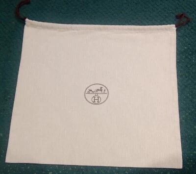  HERMÈS COVER 44 cm/49 cm/DUSTBAG  - Image 1 of 4