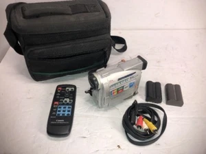 Canon ZR10 NTSC MiniDV Digital Video Camera Mini DV Camcorder 200x Digital Zoom - Picture 1 of 11