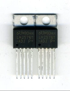 LOT DE 2 x LM2576 - ADJ / REGULATEUR A DECOUPAGE 1,2 A 37 V - 3 AMPERES - Picture 1 of 1
