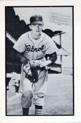 1953 Bowman Black & White #18 Billy Hoeft - 1983 Reprint - Image 1 of 2