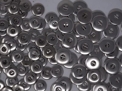 Lote de 6 botones Steampunk de metal y alambre de 2 agujeros de níquel brillante vintage de 17 mm B29-3 Foto 1 de 4