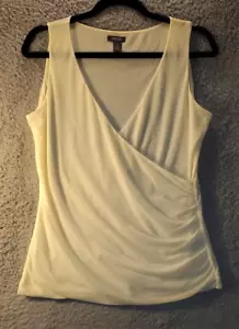 Kenneth Cole Reaction Women's Blouse Sz M Off White Rushed Open V-Neck Travel - Picture 1 of 5