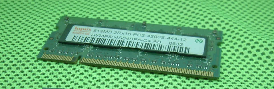 HYNIX HYMP564S64CP6-C4 AB - 2Rx16 PC2-4200S-444-12 DDR2 512MB SODIMM Laptop memo - Image 1 of 1