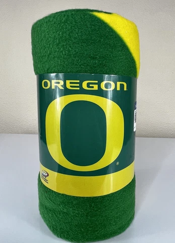 New- NCAA University of Oregon Ducks 50x60 Fleece Blanket Cover