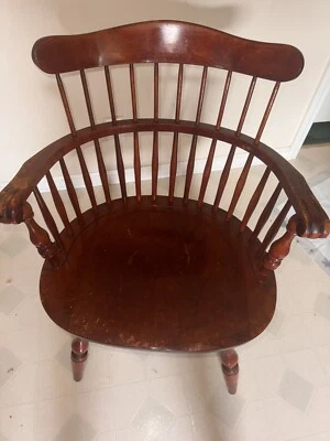 Nichols&Stone Mid Century Modern 1950’s Maple Windsor Spindle Dining Chair - Image 1 of 4