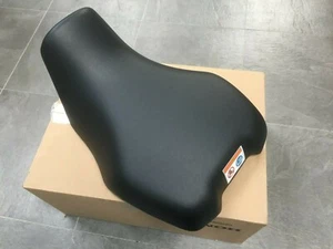 Honda TRX 520 FA6 FM6 2020 -2024 Complete Seat (HR6) IRS *Genuine OEM* - Picture 1 of 7