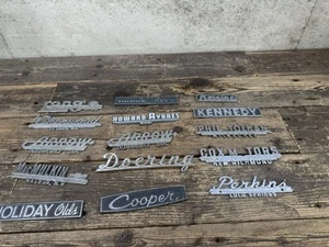 Lot Of 15 Automotive Dealer Plaque Emblem Vintage Metal - Picture 1 of 11