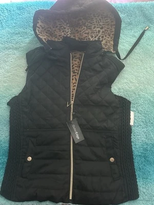 NEW Outer Edge Faux Fur Lined Quilted Vest With Removable Hood Womens S -SEE DTL - Image 1 of 4