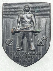 WW2 US Navy Seabees Badge-Australia - Construimus Batuimus- We Build, We Fight - Picture 1 of 4
