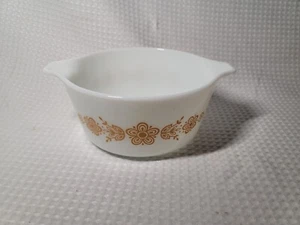 Vintage Pyrex Butterfly Gold Casserole 1-1/2 QT 474B No Lid - Picture 1 of 3