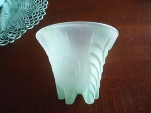 vintage art deco depression green glass vase - Bild 1 von 10