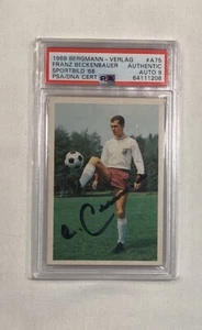 FRANZ BECKENBAUER 1968 BERGMANN VERLAG SPORTBILD 68 SIGNED AUTOGRAPH PSA AUTO 9 - Picture 1 of 2